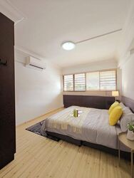 Sims Avenue (D14), Shop House #454657051